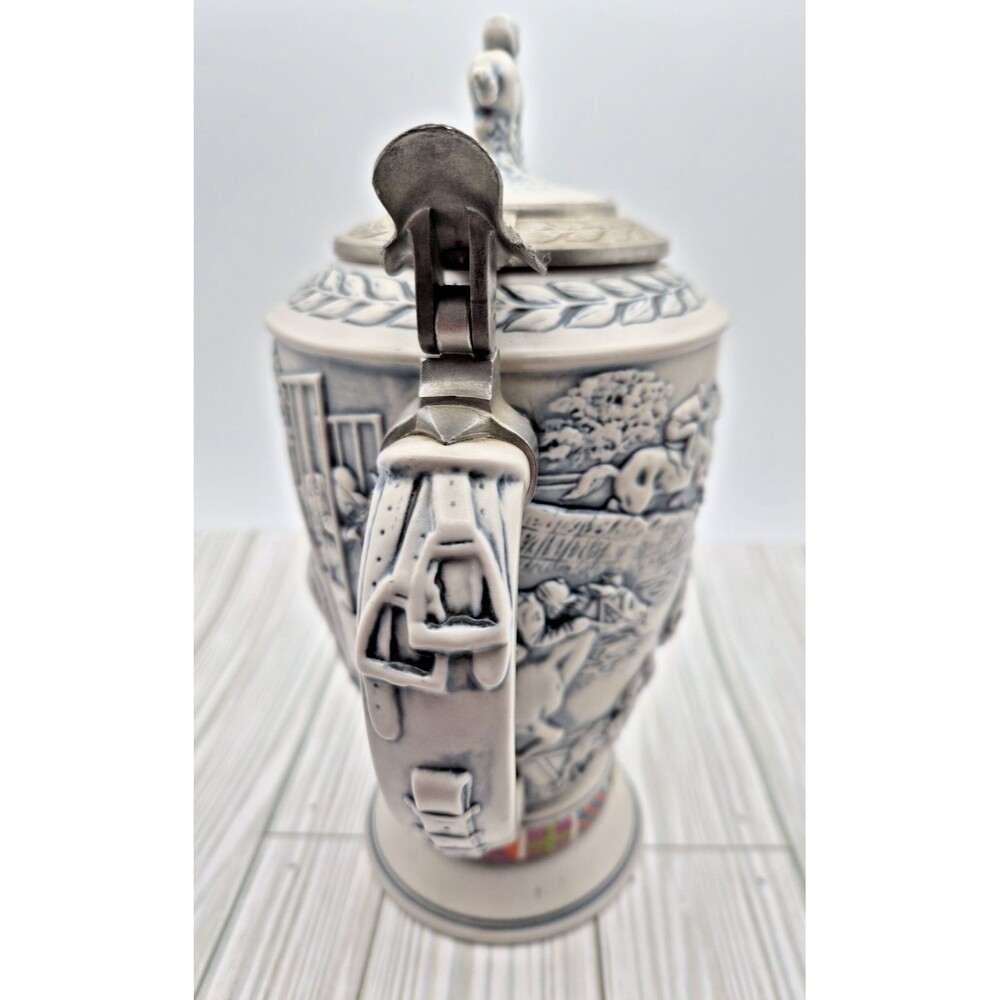 Avon Lidded Beer Stein Winners Circle Horse Racing 1992 Numbered Vintage - Picture 4 of 8